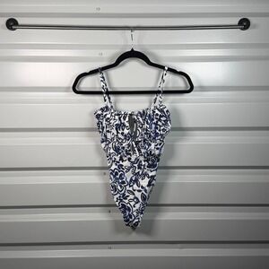 Free Assembly Blue White Floral Keyhole One Piece Swimsuit Womens xs